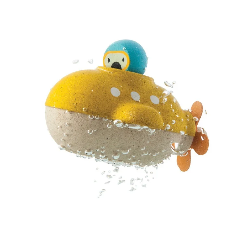 ---Plan Toys submarine