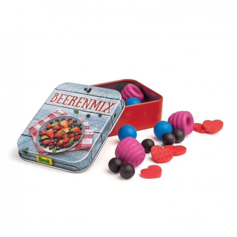 - ​​Christmas pet Christmas clothingErzi mixed berries in a tin